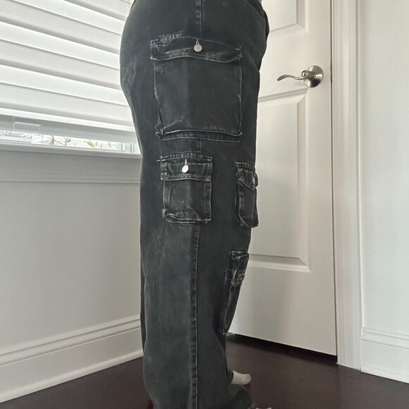 FASHION NOVA LILY HIGH RISE CARGO JEANS-unworn - Picture 3 of 10